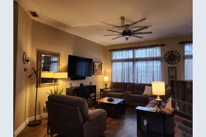 952 Colson Way, Galt, CA 95632 - Photo 5