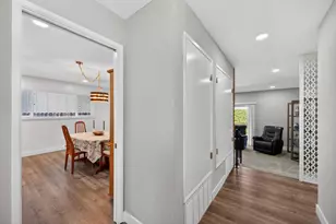 9149 Rundelay Way, Sacramento, CA 95826 - Photo 9