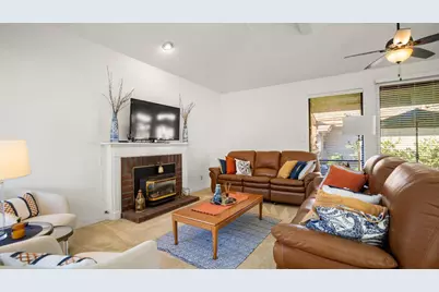 2410 Central Park, Lodi, CA 95242 - Photo 5