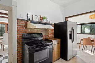 2336 Portola Way, Sacramento, CA 95818 - Photo 15