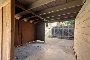 2336 Portola Way, Sacramento, CA 95818 - Photo 37