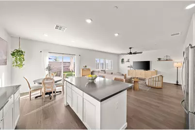 5064 Star Dance Circle, Roseville, CA 95747 - Photo 5