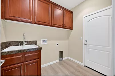 2090 Roy Ranch Way, Plumas Lake, CA 95961 - Photo 35