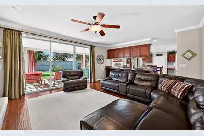 2090 Roy Ranch Way, Plumas Lake, CA 95961 - Photo 23