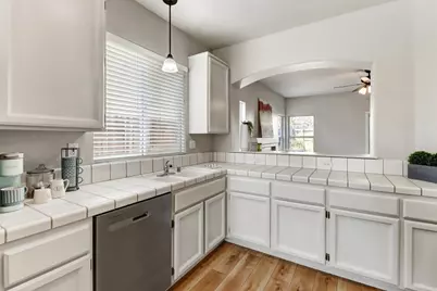 1231 Arbor Drive, Roseville, CA 95678 - Photo 15