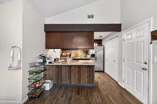 7937 Tangors Way, Citrus Heights, CA 95610 - Photo 17