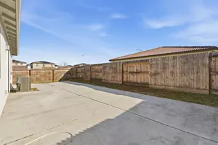 1808 Tiki Ave, Manteca, CA 95337 - Photo 27