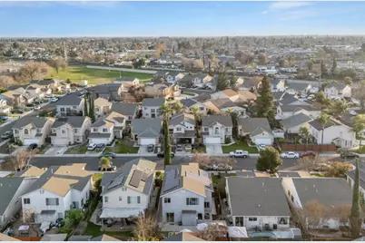 765 Jackoyln, Manteca, CA 95336 - Photo 35