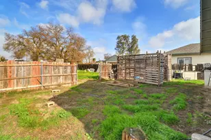 125 Ford Rd, Sacramento, CA 95838 - Photo 27