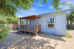 1651 3rd Ave, Olivehurst, CA 95961 - Photo 3