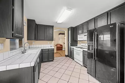 6003 Kuvasz Court, Citrus Heights, CA 95621 - Photo 7