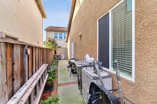 5467 Elderdown Way, Sacramento, CA 95835 - Photo 35