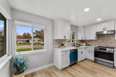 6200 Kiernan Drive, Carmichael, CA 95608 - Photo 17