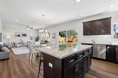 9136 Hensley Way, Elk Grove, CA 95758 - Photo 7