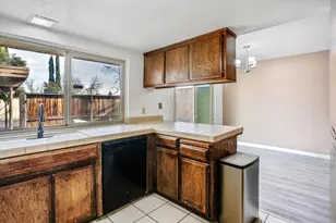 5901 Casa Alegre, Carmichael, CA 95608 - Photo 13