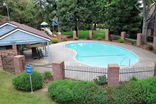 4016 Knoll Top Ct, Carmichael, CA 95608 - Photo 29