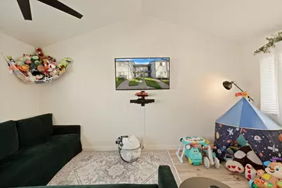 445 Almond Drive #108, Lodi, CA 95240 - Photo 5