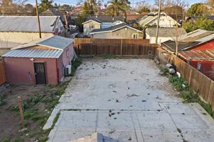 243 Angelus St, Turlock, CA 95380 - Photo 21