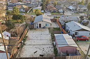 243 Angelus St, Turlock, CA 95380 - Photo 23