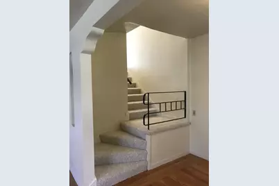 2701 Marty Way, Sacramento, CA 95818 - Photo 21