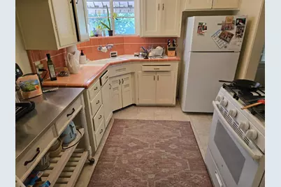 2701 Marty Way, Sacramento, CA 95818 - Photo 9