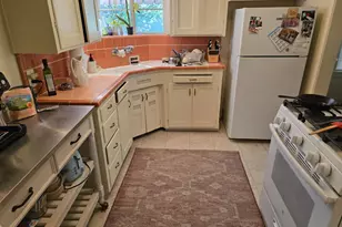 2701 Marty Way, Sacramento, CA 95818 - Photo 9