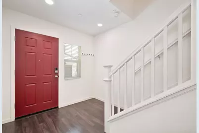 9 Captains Gate Pl, Sacramento, CA 95835 - Photo 3