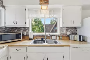 29667 Lassen Dr, Long Barn, CA 95335 - Photo 19