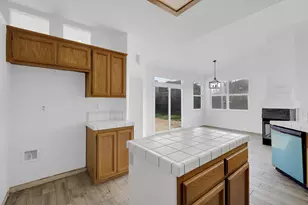 2004 Falls Dr, Yuba City, CA 95993 - Photo 21