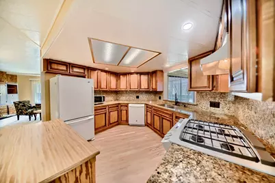 West Lane #174, Stockton, CA 95210 - Photo 15