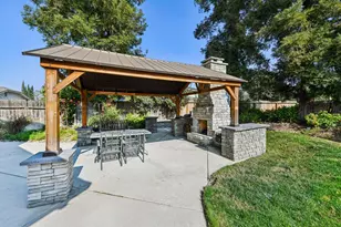 9764 Angel Ct, Stockton, CA 95209 - Photo 35