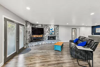 9764 Angel Court, Stockton, CA 95209 - Photo 15