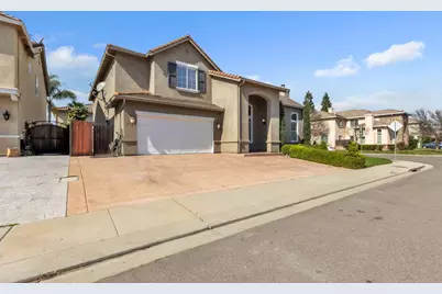 3329 Vancouver Drive, Modesto, CA 95355 - Photo 3