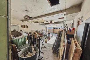 1913 6th St, Sacramento, CA 95811 - Photo 23