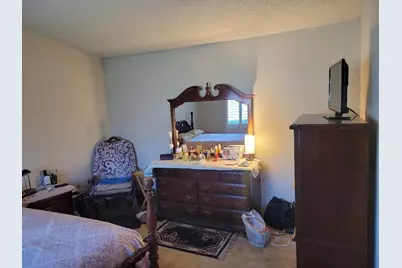 7407 Sunborough Lane, Sacramento, CA 95828 - Photo 13