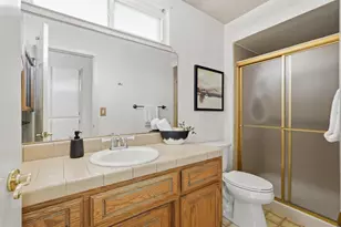 5800 Shelldrake Ct, Fair Oaks, CA 95628 - Photo 35