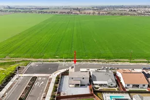 1725 Harry Lorenzo Ave, Woodland, CA 95776 - Photo 5