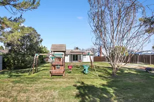 2408 Roslyn Way, Sacramento, CA 95864 - Photo 37