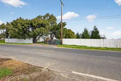 27350 Thornton Road, Thornton, CA 95686 - Photo 3