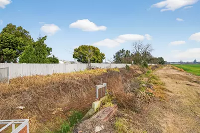 27350 Thornton Road, Thornton, CA 95686 - Photo 13