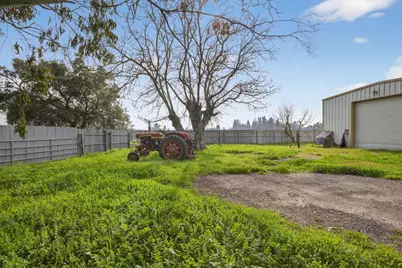 27350 Thornton Road, Thornton, CA 95686 - Photo 11