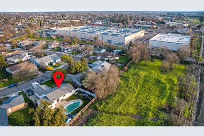 7518 Bowen Circle, Sacramento, CA 95822 - Photo 21