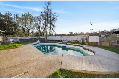 7518 Bowen Circle, Sacramento, CA 95822 - Photo 17