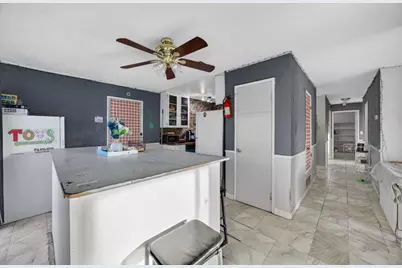 7518 Bowen Circle, Sacramento, CA 95822 - Photo 7