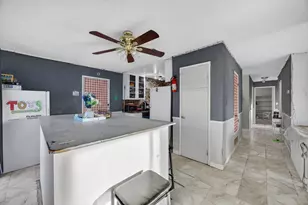 7518 Bowen Cir, Sacramento, CA 95822 - Photo 7