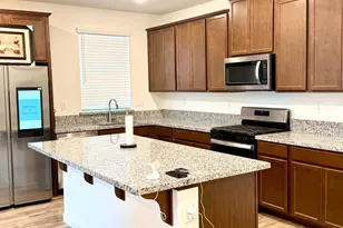 8628 Lakha Cir, Sacramento, CA 95828 - Photo 11