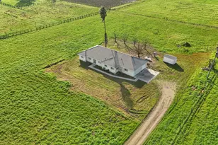 24257 N Pearl Rd, Acampo, CA 95220 - Photo 5