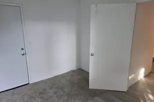 5765 Nina Way, Sacramento, CA 95824 - Photo 9