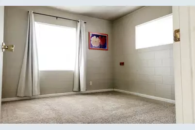 6109 Laurine Way, Sacramento, CA 95824 - Photo 15