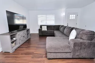 5309 Winfield Way #4, Sacramento, CA 95841 - Photo 15